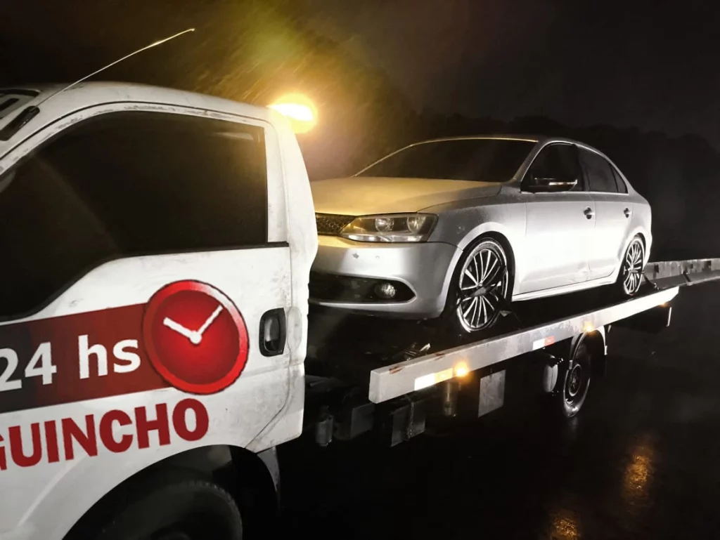 Troca de pneus Guincho 24 Horas em São Paulo Socorro Rápido e Confiável Sempre que Você Precisar